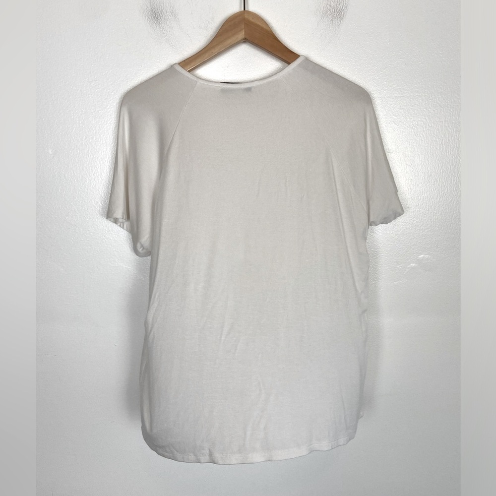 Amour Vert Women's Soft Knit Top Size L Color White Short Sleeves - Picture 4 of 9
